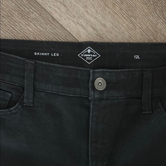 St. John’s Bay Chic Black Skinny Jeans Tall 12L - Picture 3 of 9